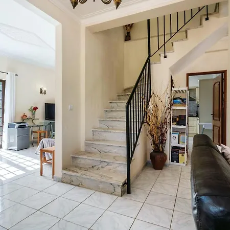 4 Bedrooms With Private Pool Enclosed Garden And Wifi At * 알고스