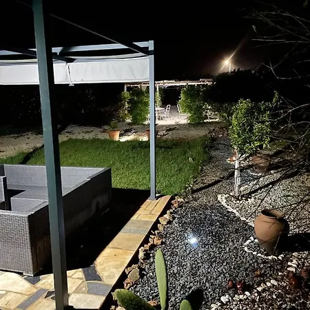 4 Bedrooms With Private Pool Enclosed Garden And Wifi At Villa