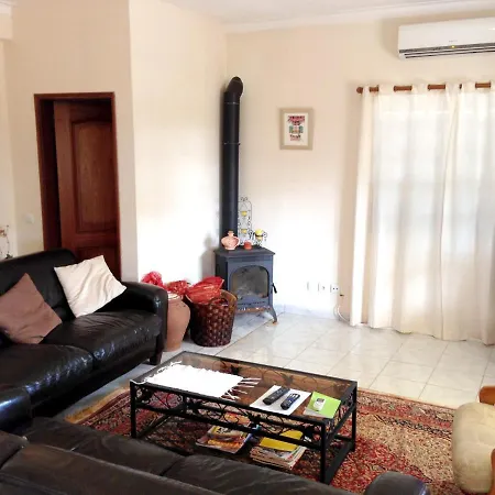 4 Bedrooms With Private Pool Enclosed Garden And Wifi At Villa *